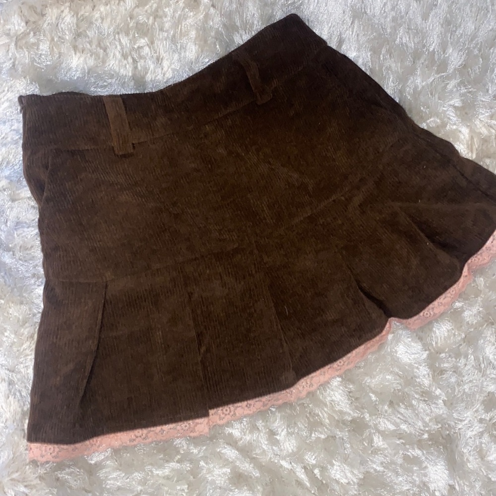 Corduroy pleated skirt